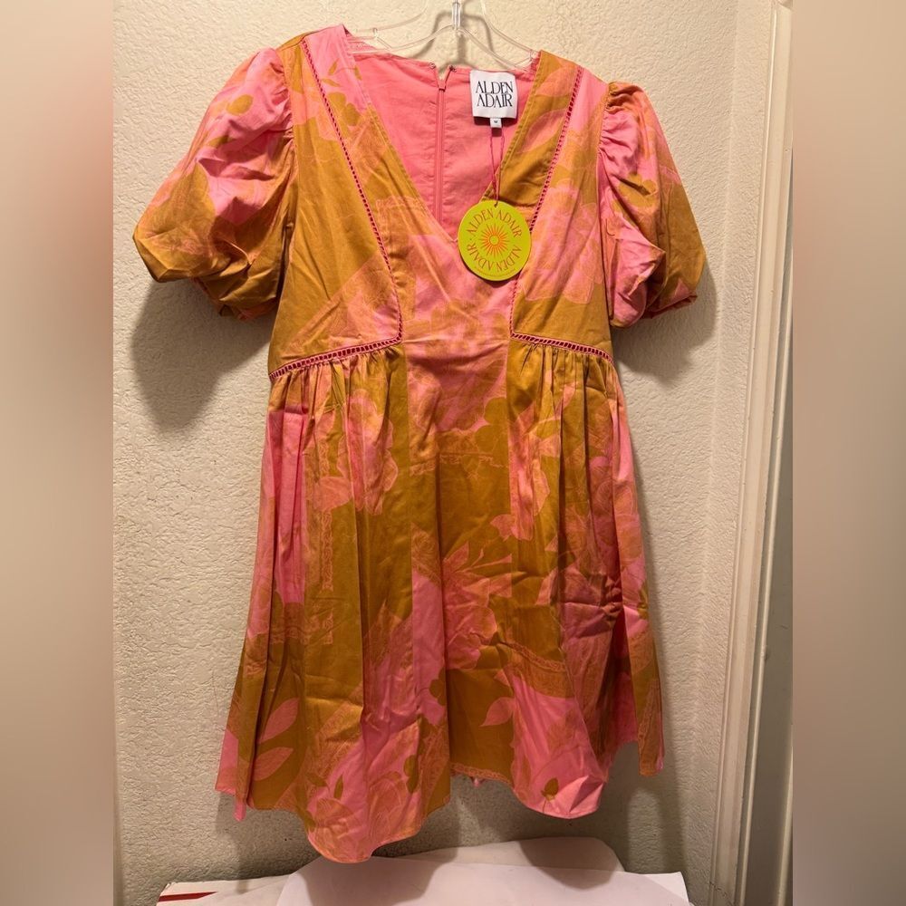 NWT Alden Adair pippa dress in secret  Garden Floral Pink and Tan Dress